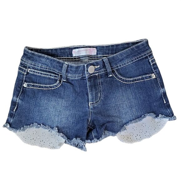 White Eyelet and Denim Shorts No Boundaries Low Rise Juniors Size 1 NEW - Picture 2 of 5